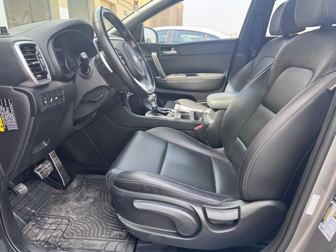 Car Image 2020 KIA SPORTAGE 