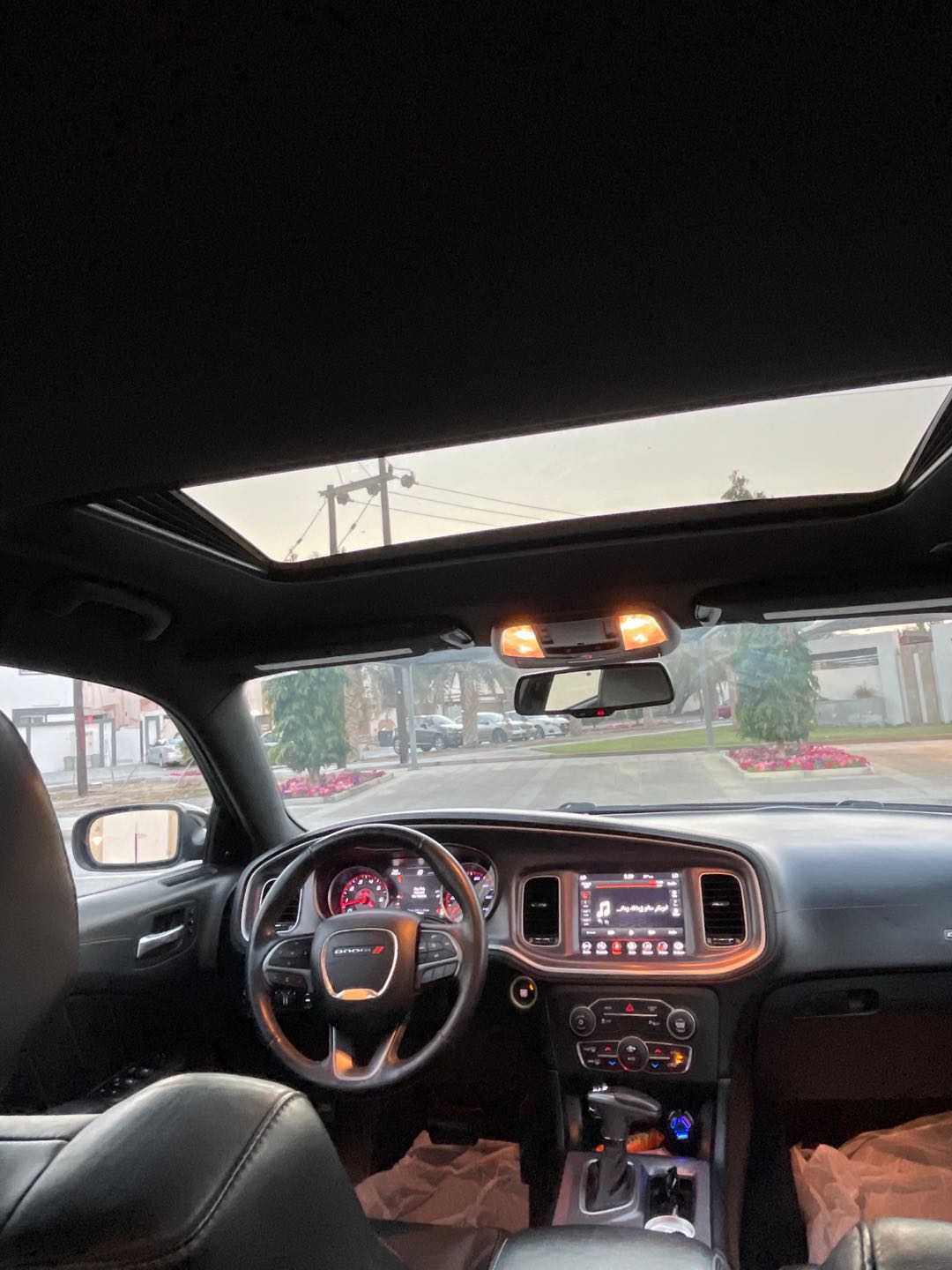 Car Image 2019 DODGE CHARGER R/T