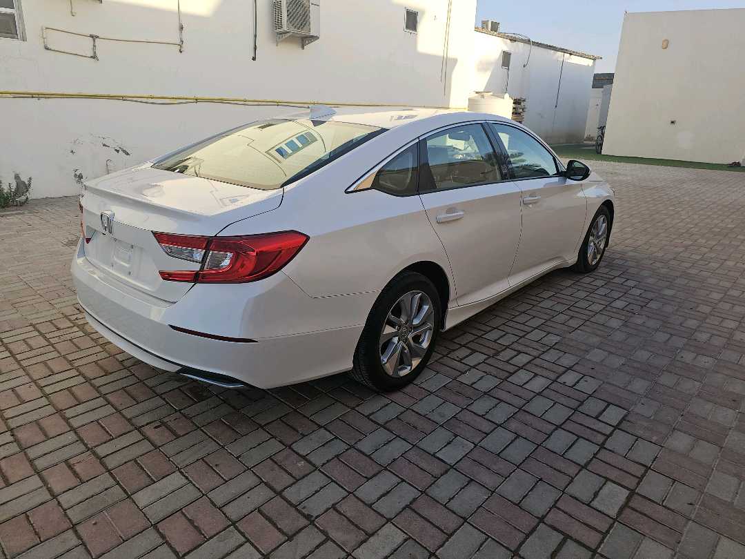 Car Image 2020 HONDA ACCORD EX