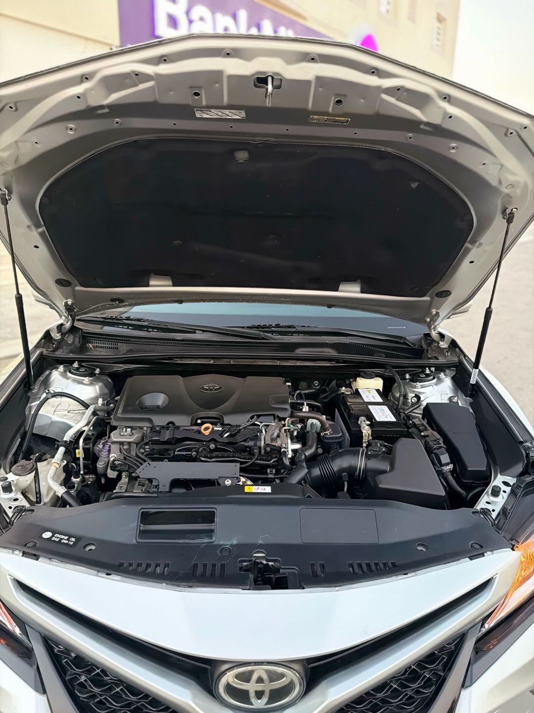 Car Image 2018 TOYOTA CAMRY SE