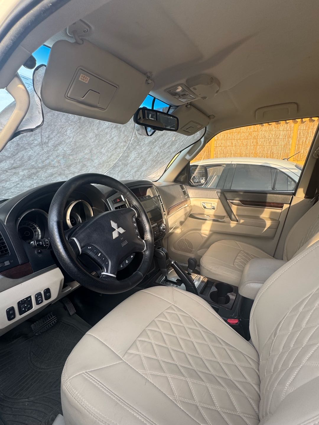 MITSUBISHI PAJERO 2022
