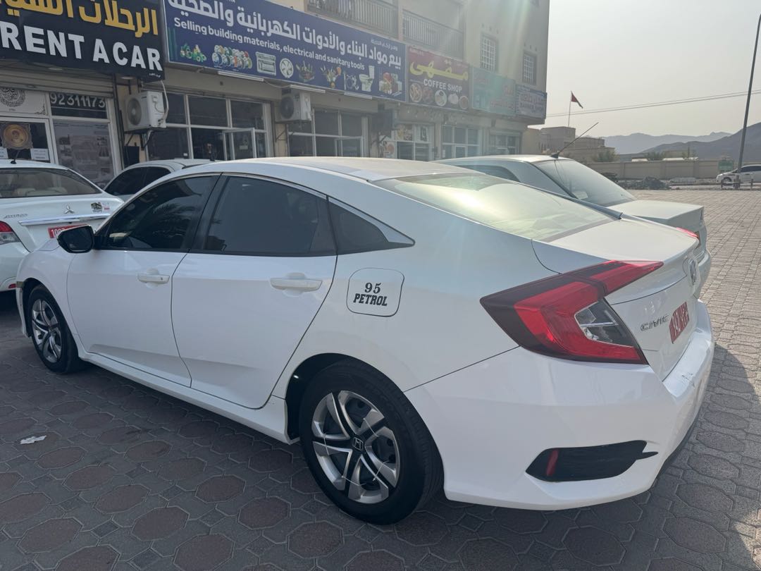 HONDA CIVIC 2018