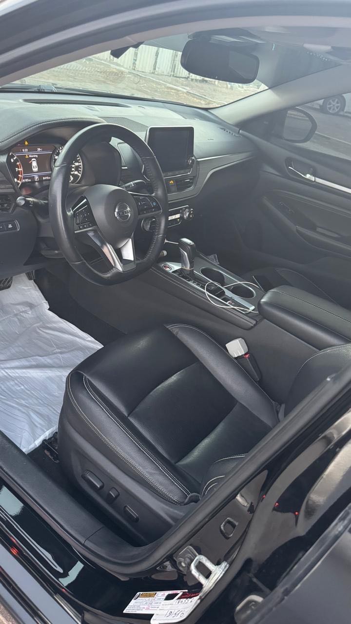 Car Image 2019 NISSAN ALTIMA SL