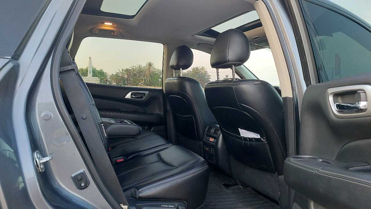Car Image 2020 NISSAN PATHFINDER PLATINUM