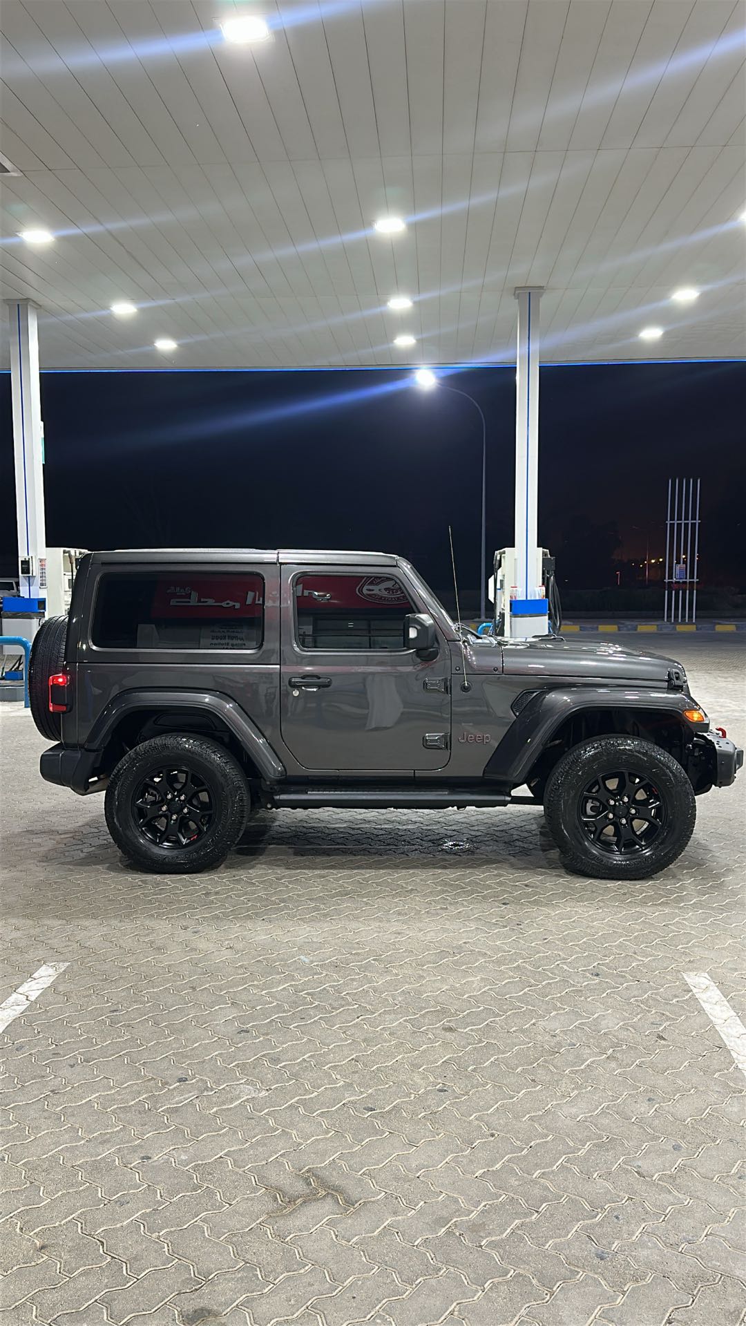 Car Image 2018 JEEP WRANGLER Rubicon