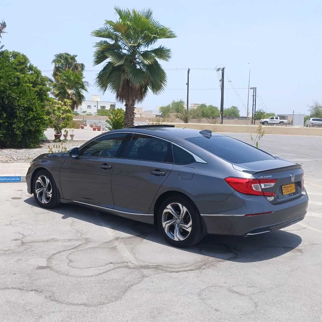 Car Image 2019 HONDA ACCORD EXL