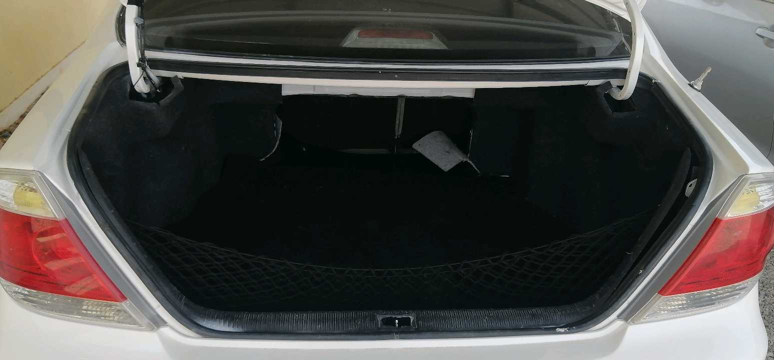 Car Image 2006 TOYOTA CAMRY GLX