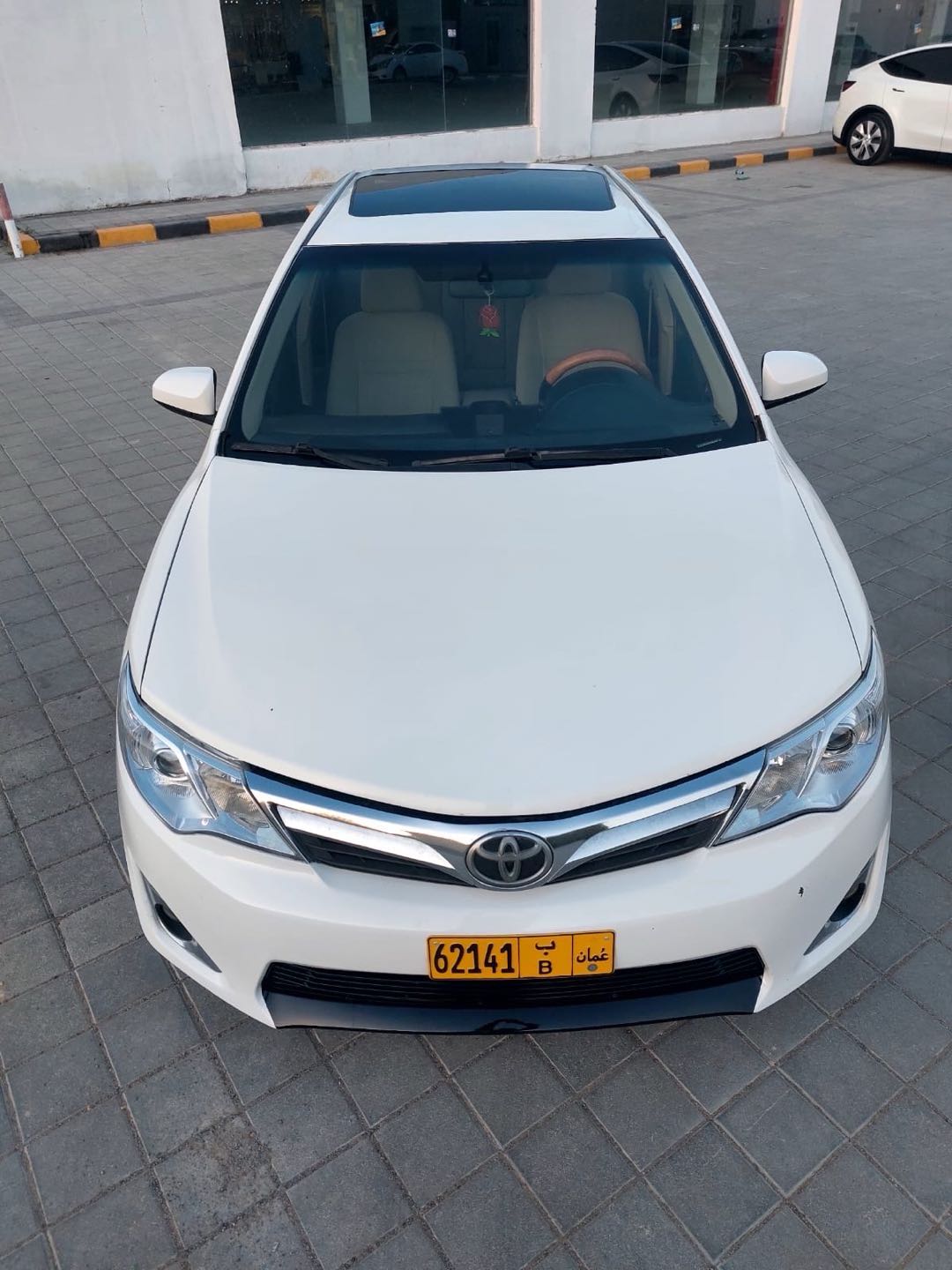 Car Image 2015 TOYOTA CAMRY GLE