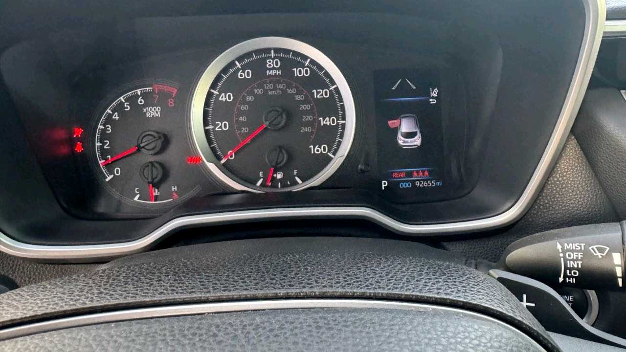 Car Image 2021 TOYOTA COROLLA SE
