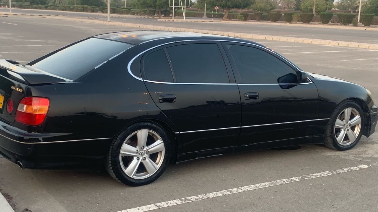 Car Image 2000 LEXUS GS 400