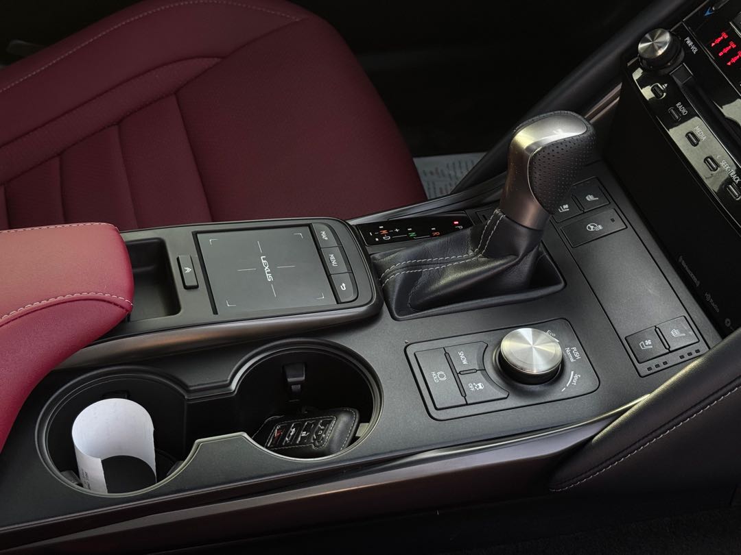 Car Image 2023 LEXUS IS 350