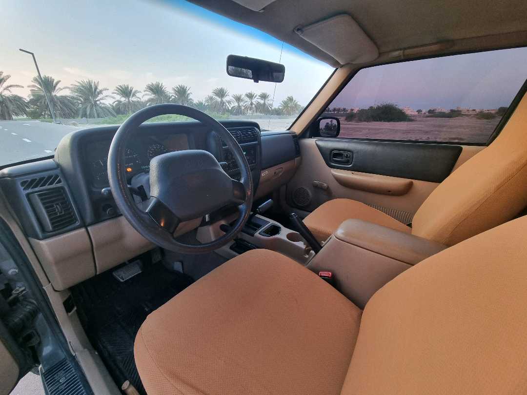 Car Image 1999 JEEP CHEROKEE 