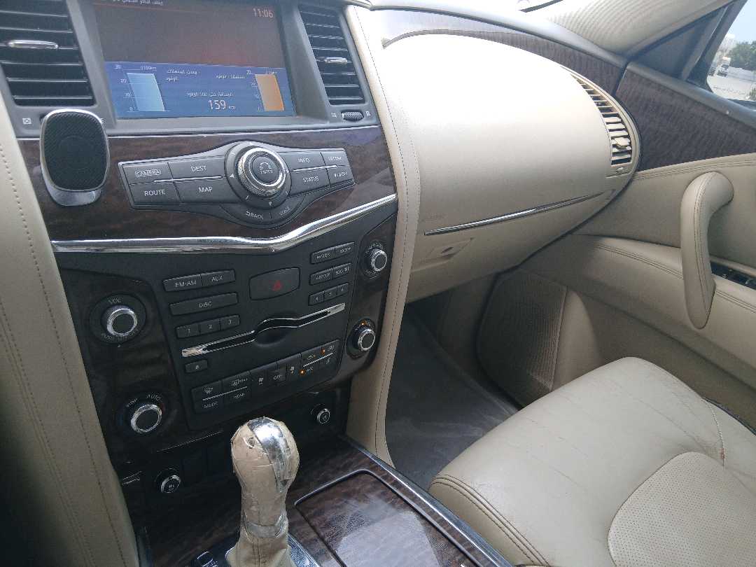 Car Image 2014 NISSAN PATROL Platinum