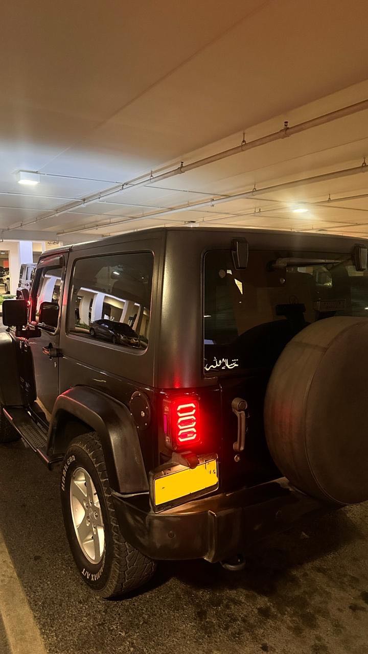 Car Image 2015 JEEP WRANGLER Sport