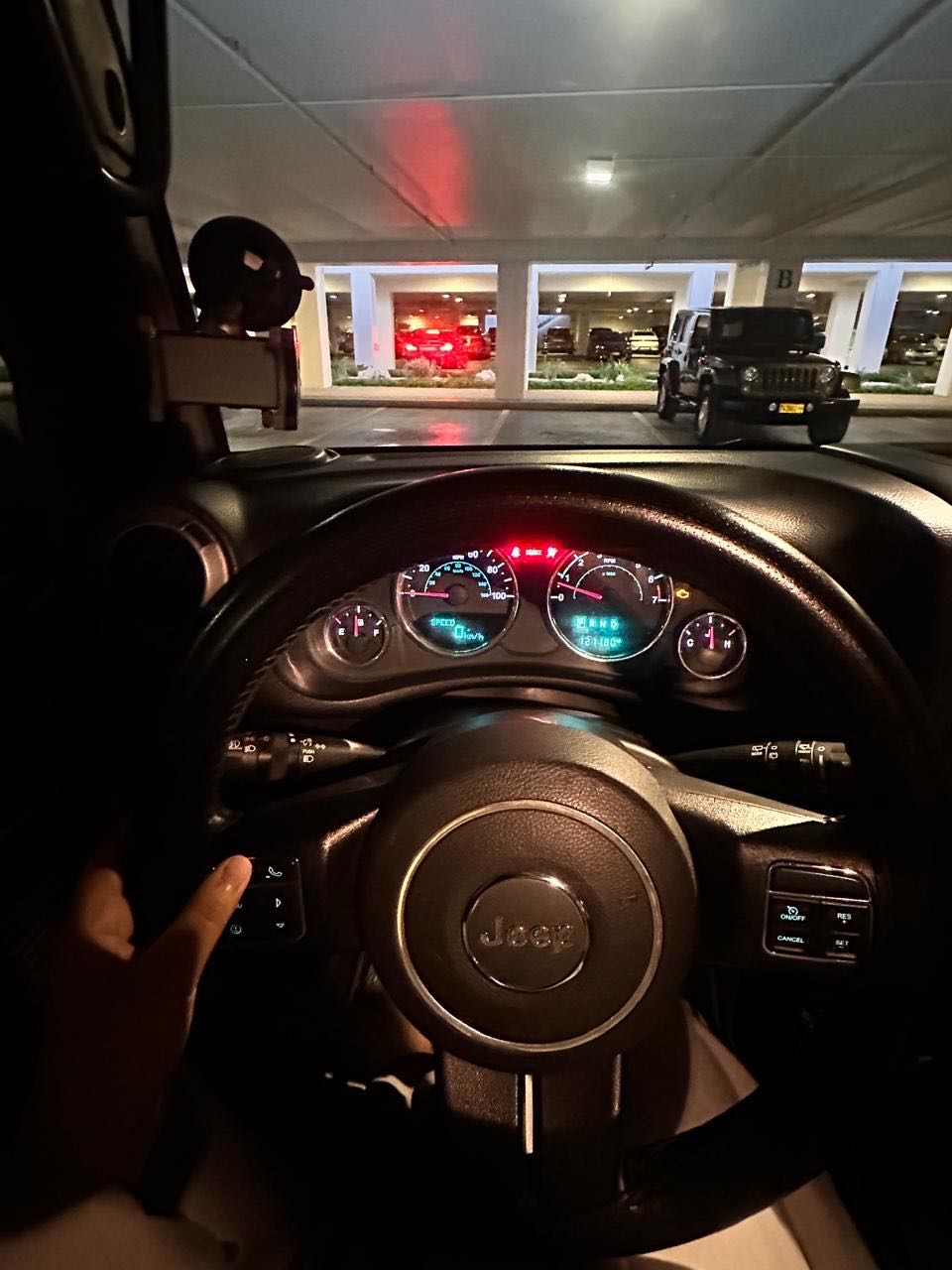 Car Image 2015 JEEP WRANGLER Sport