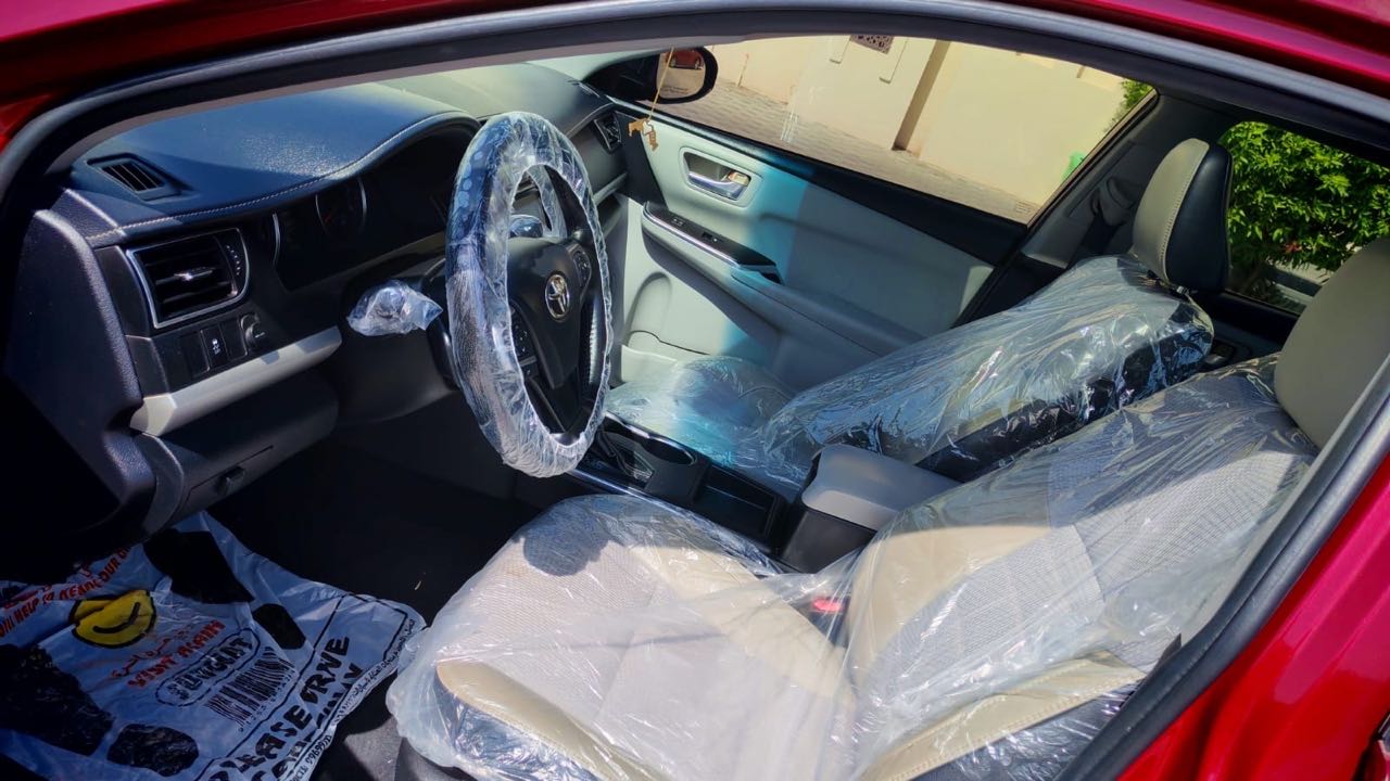 Car Image 2016 TOYOTA CAMRY SE