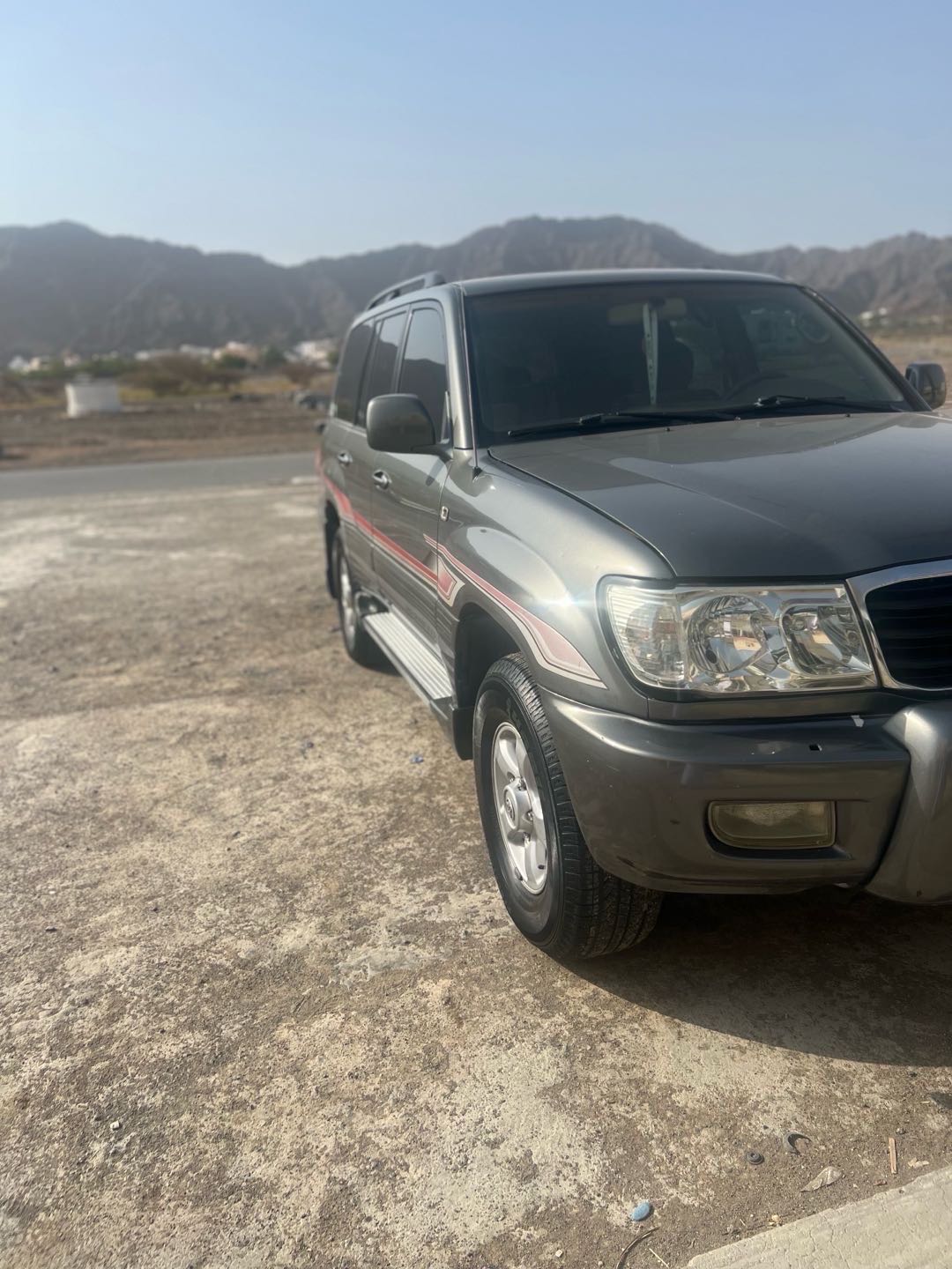 Car Image 1999 TOYOTA LAND CRUISER VX.R