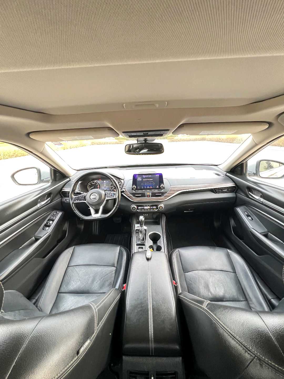 Car Image 2019 NISSAN ALTIMA SL