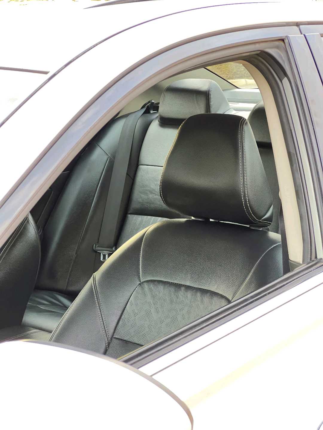 Car Image 2019 NISSAN ALTIMA SL