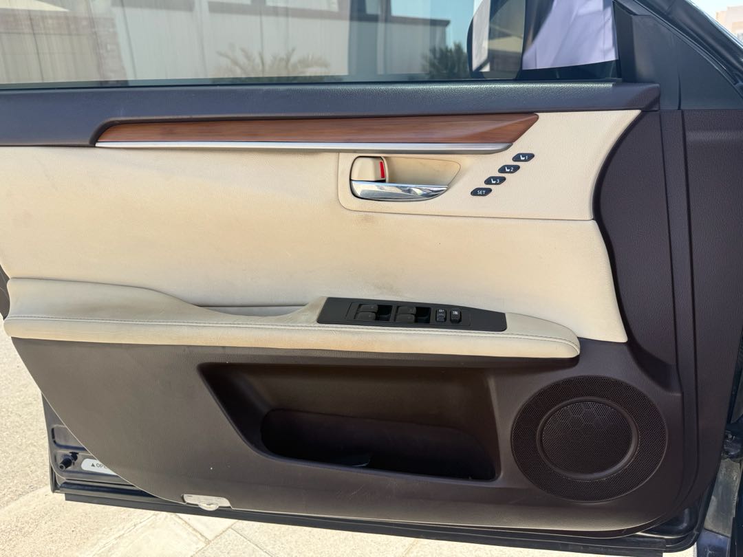 Car Image 2018 LEXUS ES 350
