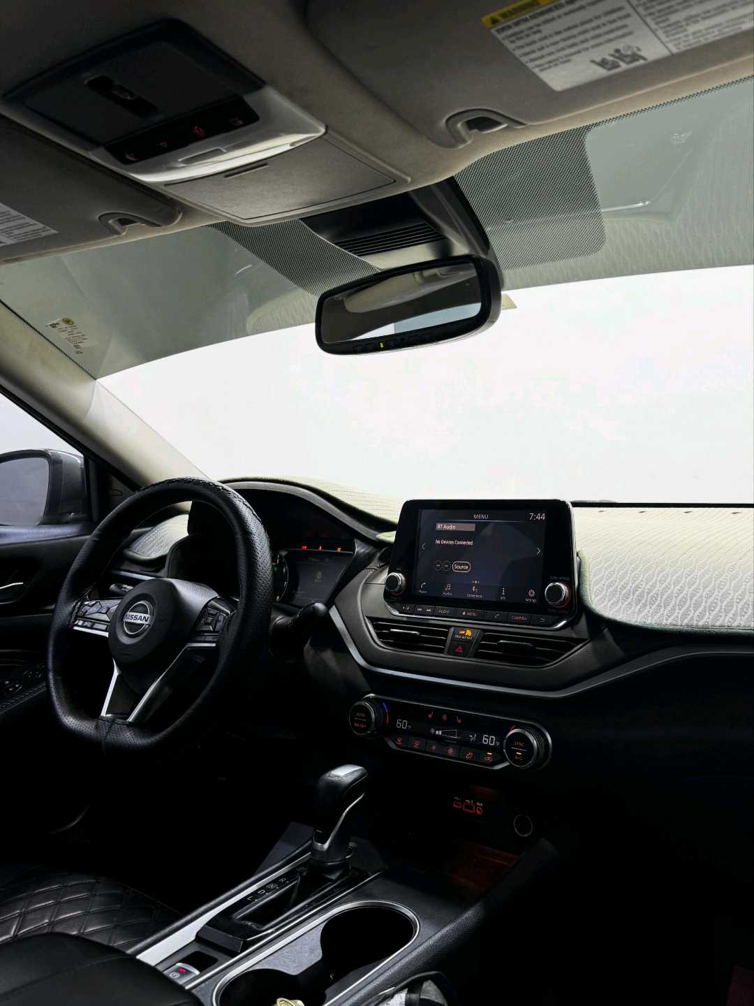 Car Image 2019 NISSAN ALTIMA SV