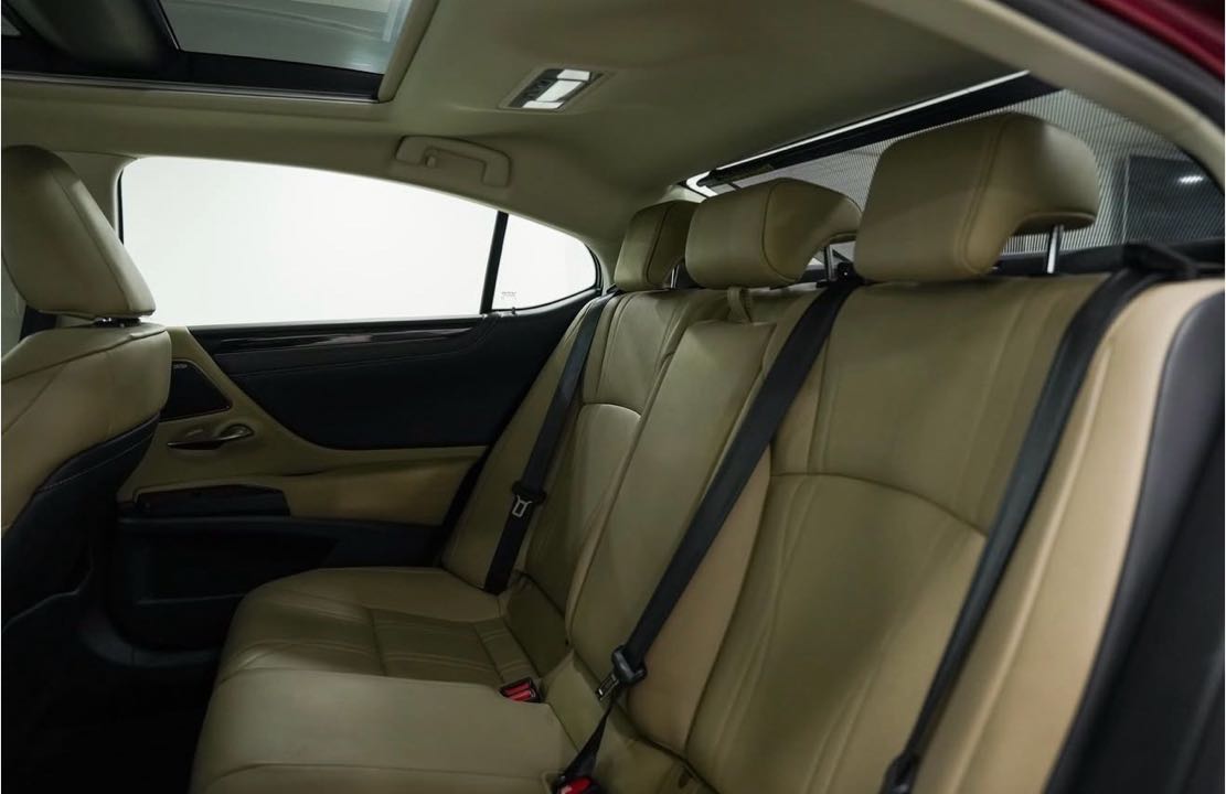 Car Image 2020 LEXUS ES 350