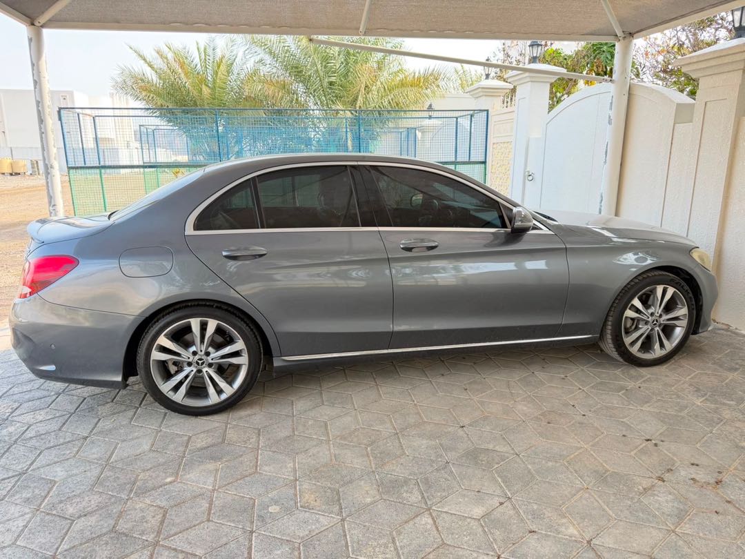 Car Image 2017 MERCEDES C Class 300