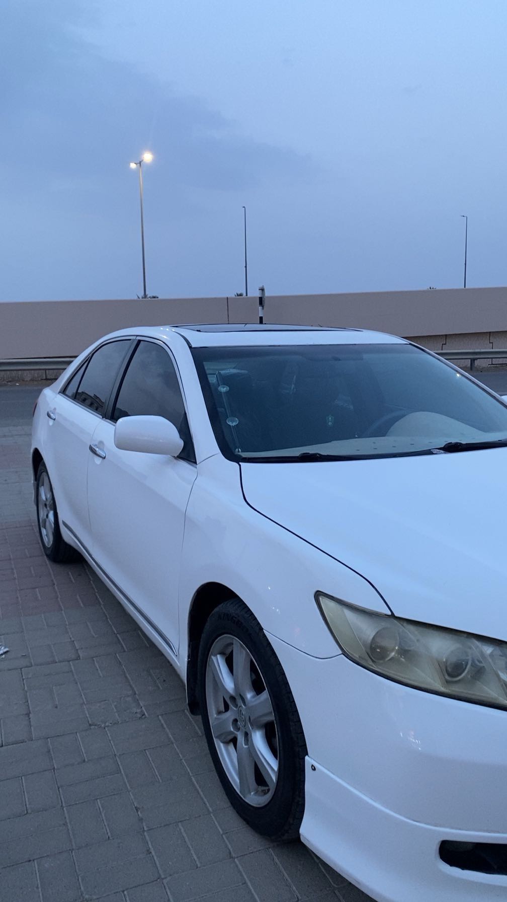 Car Image 2007 TOYOTA CAMRY XLE