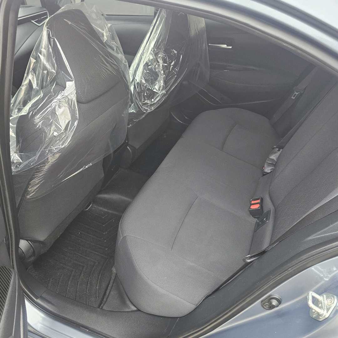 Car Image 2020 TOYOTA COROLLA LE