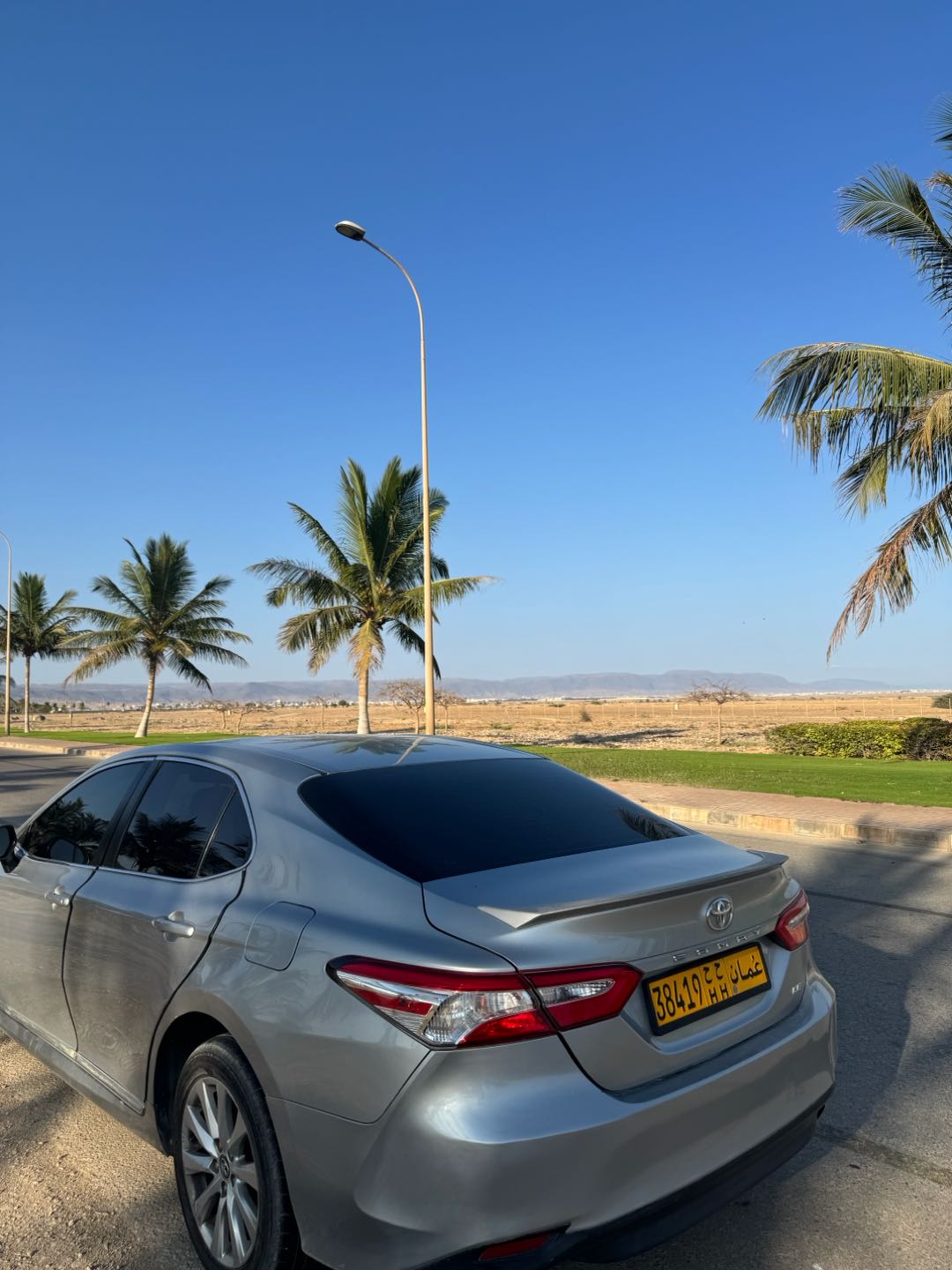 Car Image 2018 TOYOTA CAMRY LE