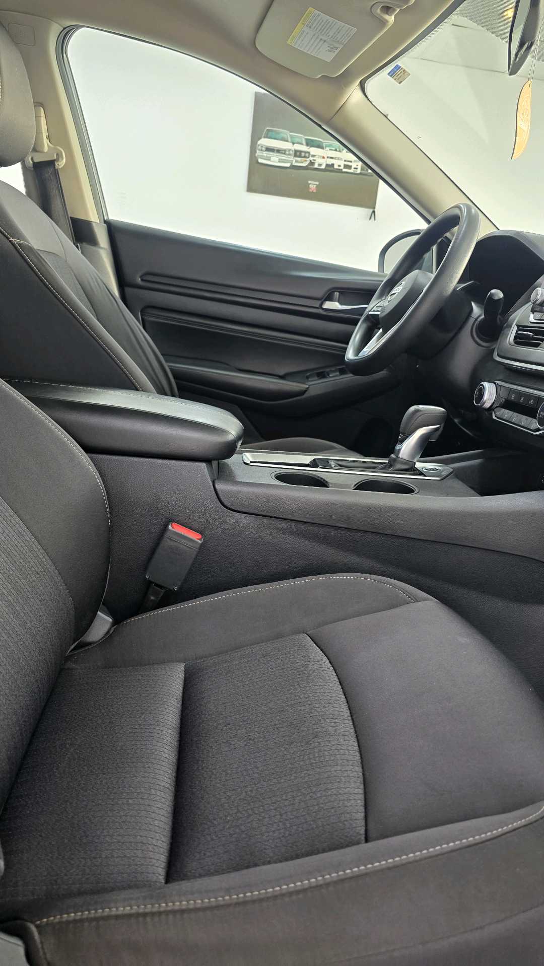 Car Image 2020 NISSAN ALTIMA S