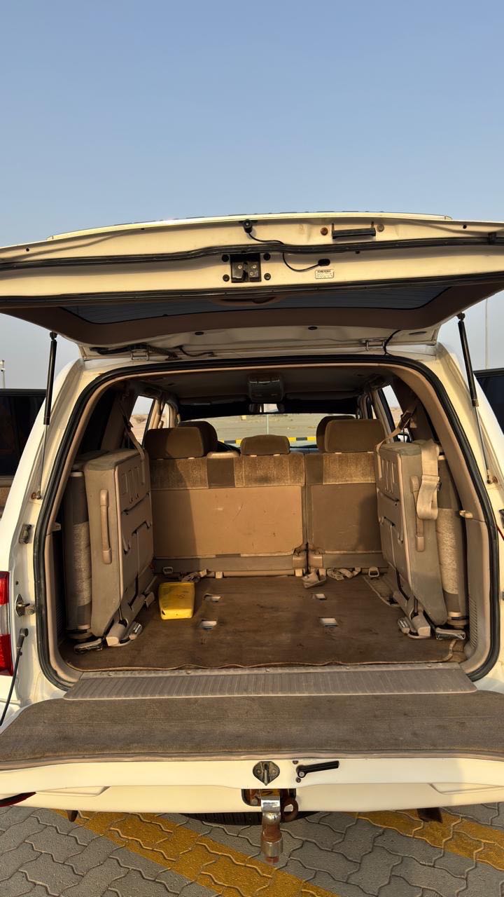 Car Image 1999 TOYOTA LAND CRUISER VX.R