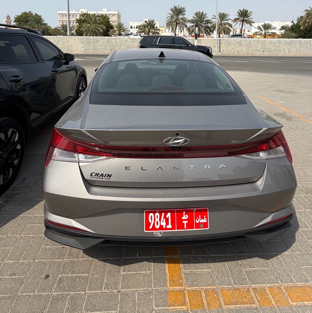HYUNDAI ELANTRA 2023