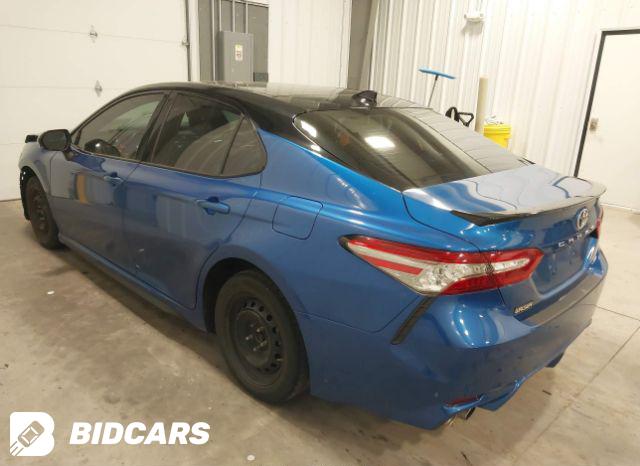 Car Image 2018 TOYOTA CAMRY XSE