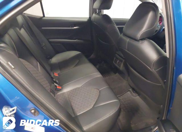 Car Image 2018 TOYOTA CAMRY XSE
