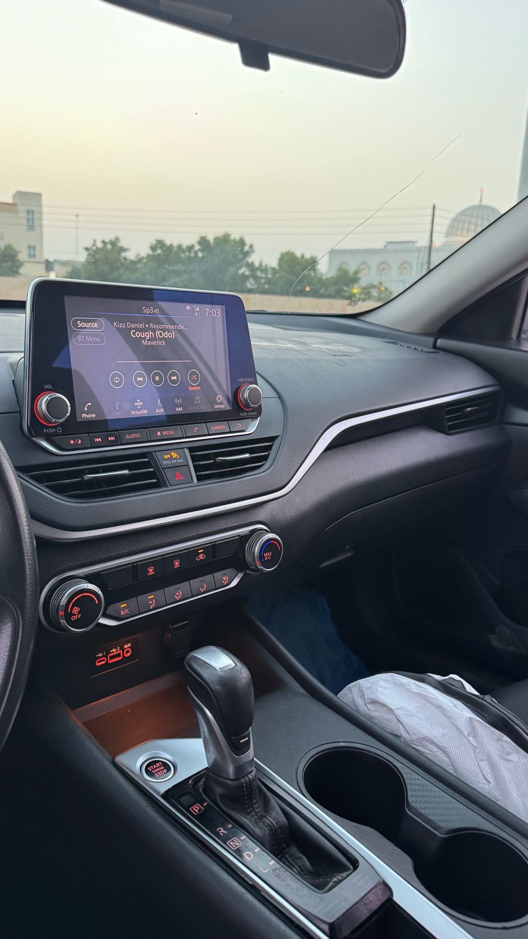 Car Image 2019 NISSAN ALTIMA S