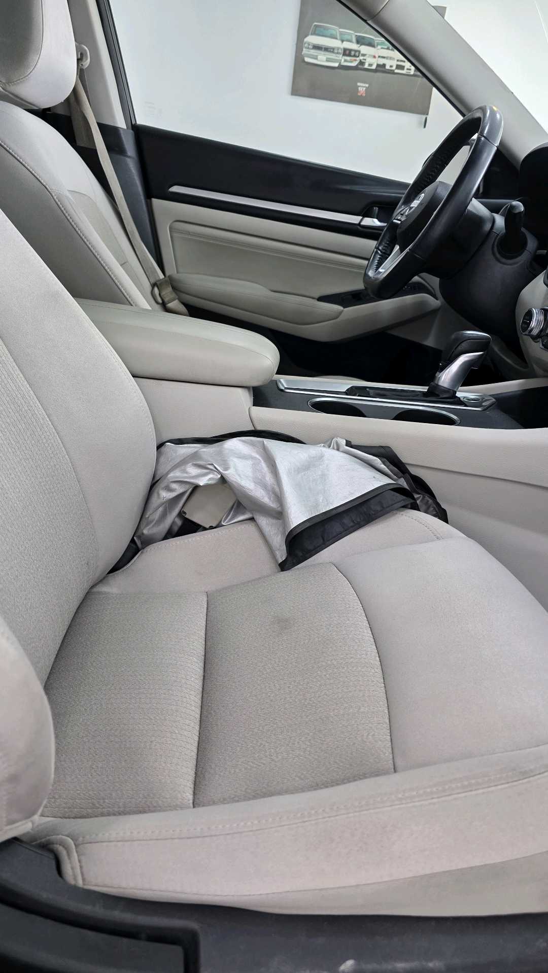 Car Image 2019 NISSAN ALTIMA SV