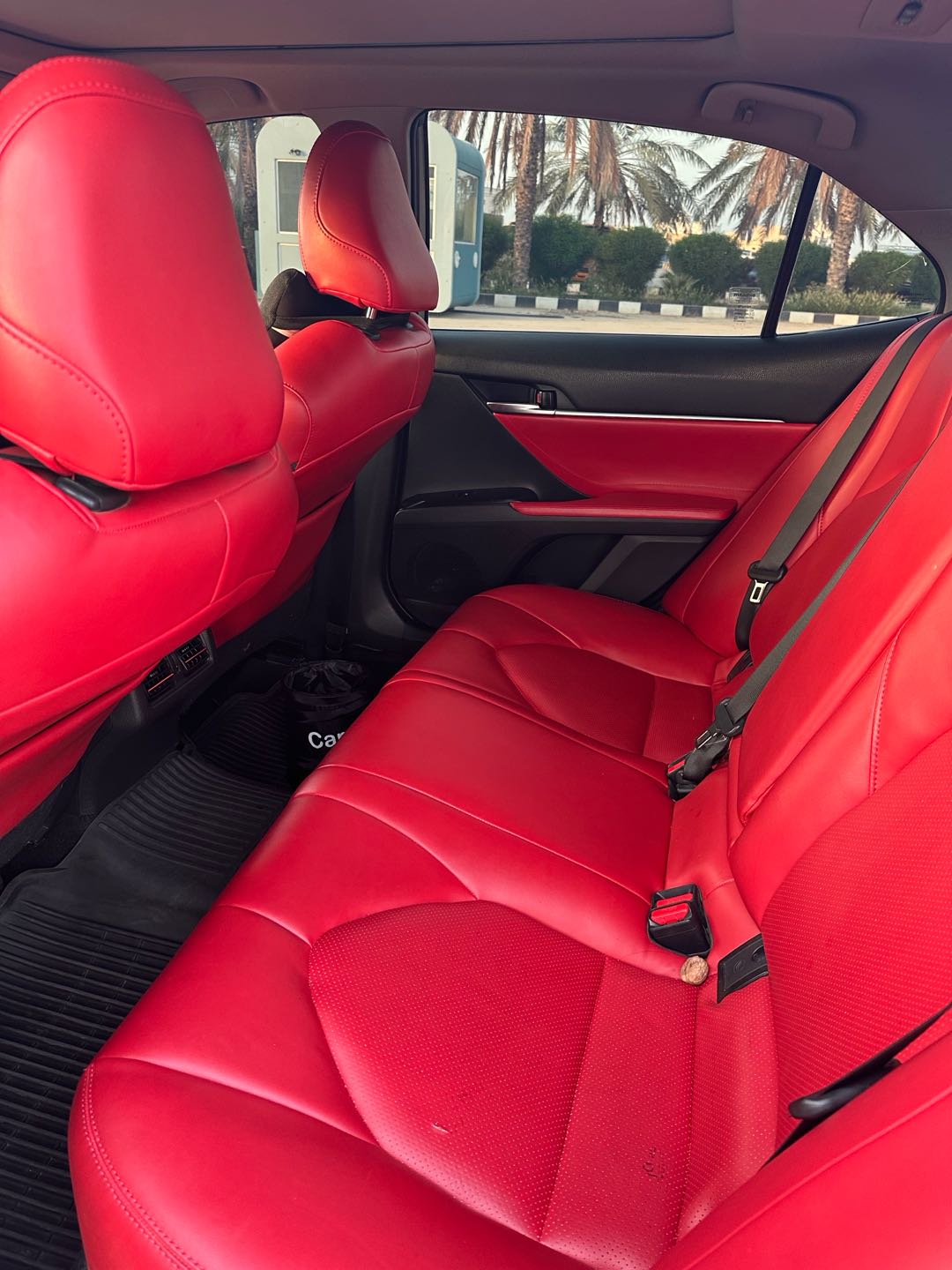 Car Image 2018 TOYOTA CAMRY XSE