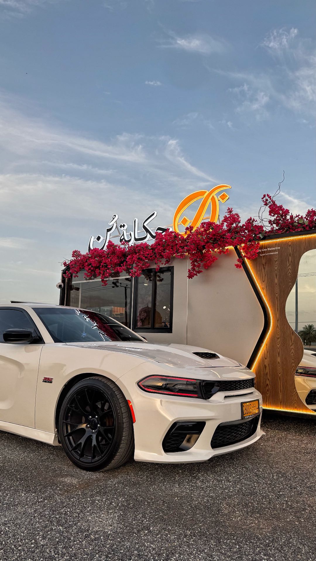 Car Image 2018 DODGE CHARGER SXT