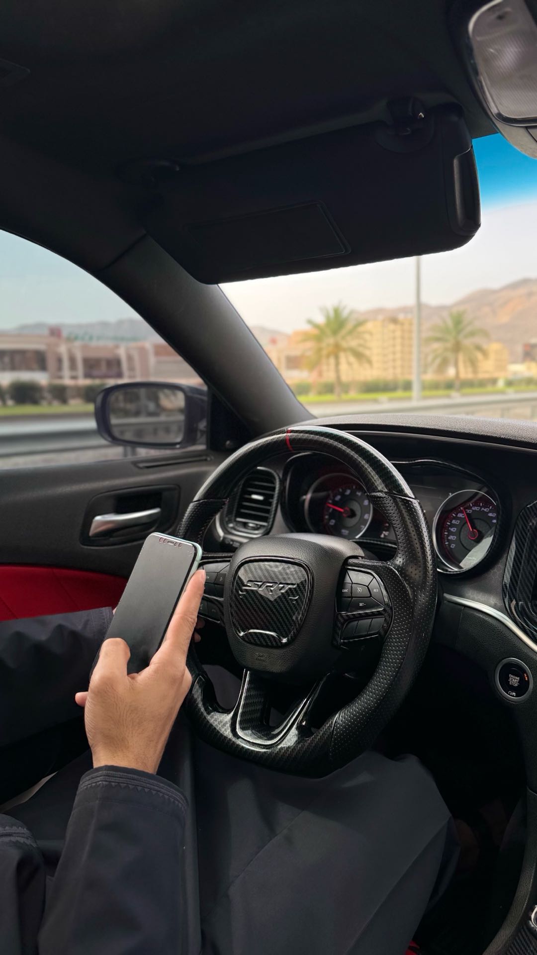 Car Image 2018 DODGE CHARGER SXT