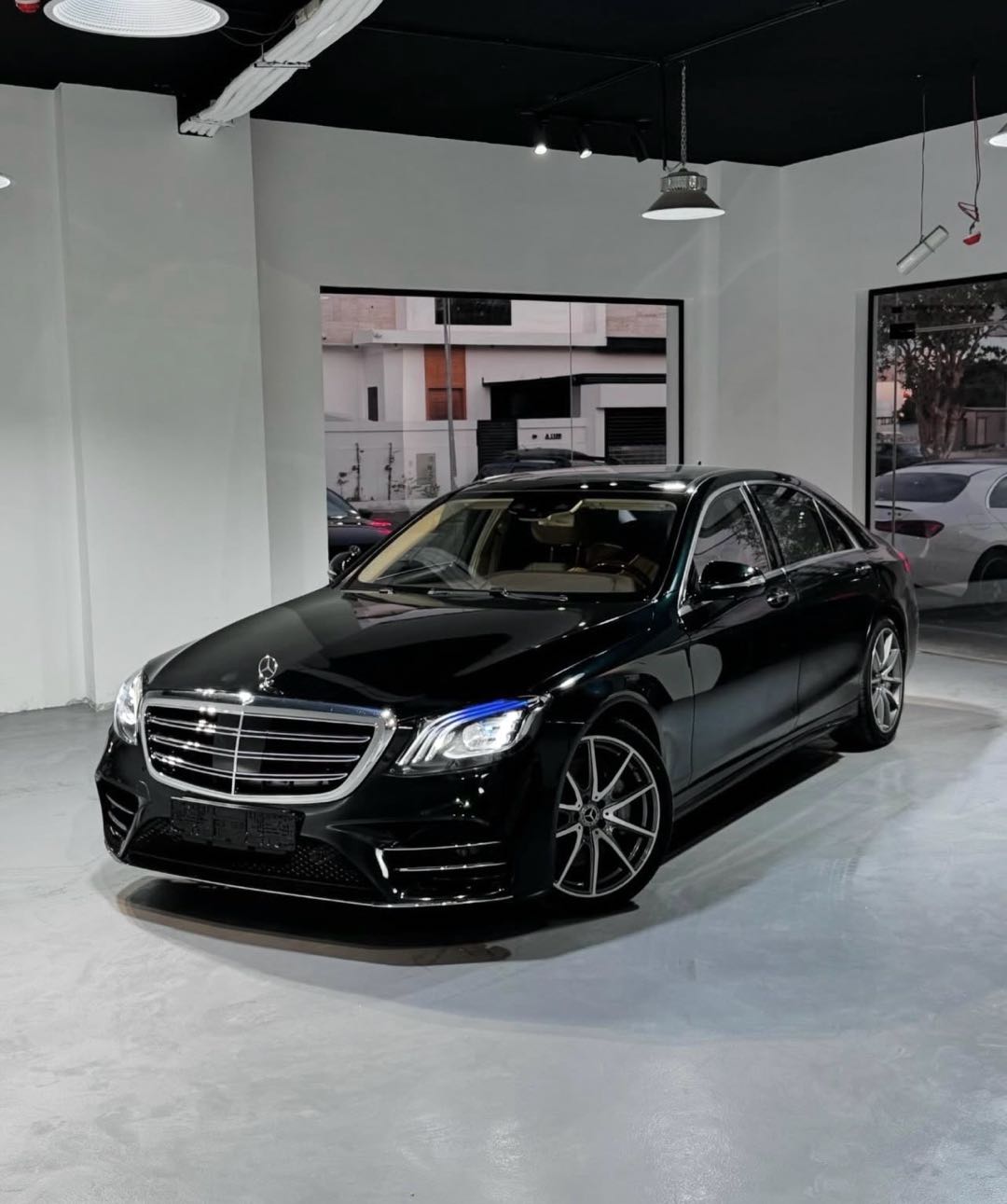 MERCEDES C Class 2023