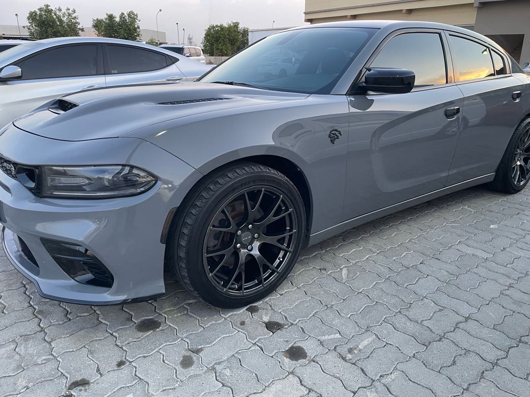 Car Image 2019 DODGE CHARGER SXT