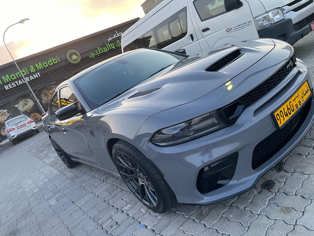 Car Image 2019 DODGE CHARGER SXT