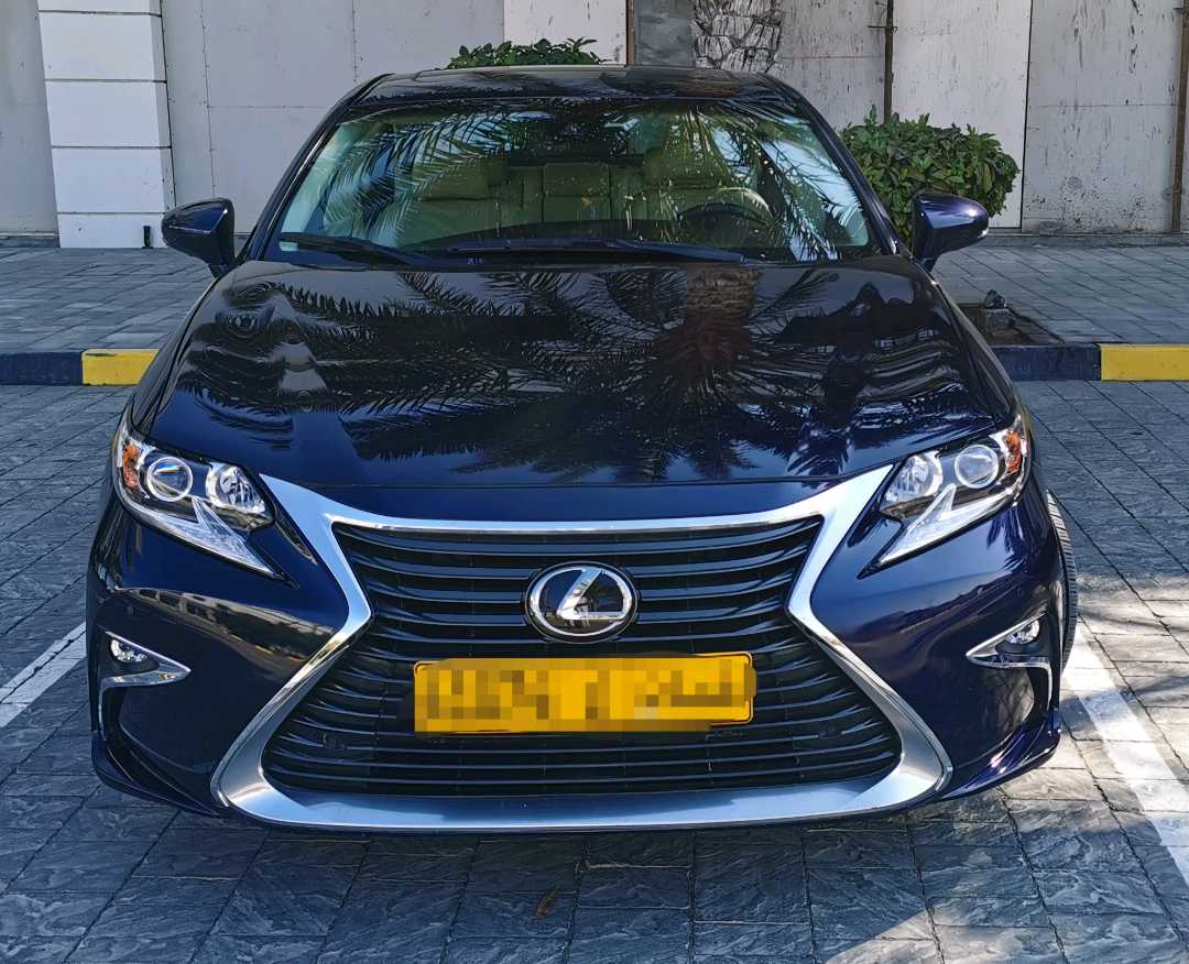 Car Image 2018 LEXUS ES 350