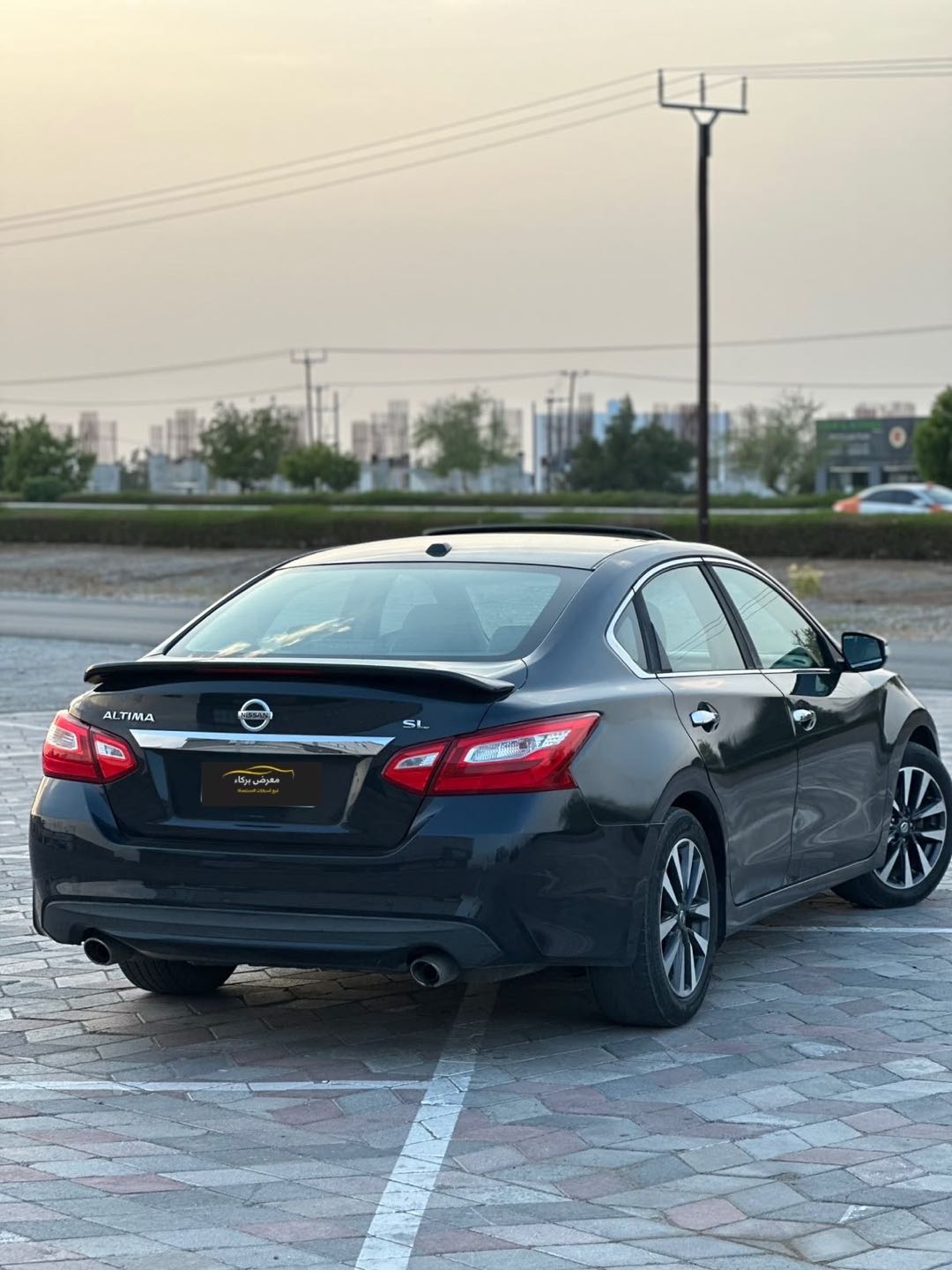 Car Image 2017 NISSAN ALTIMA SL