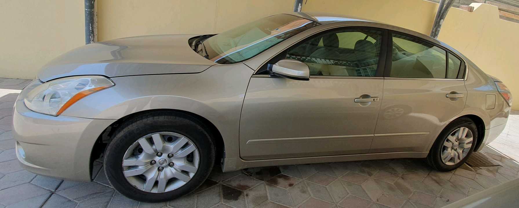 Car Image 2010 NISSAN ALTIMA S