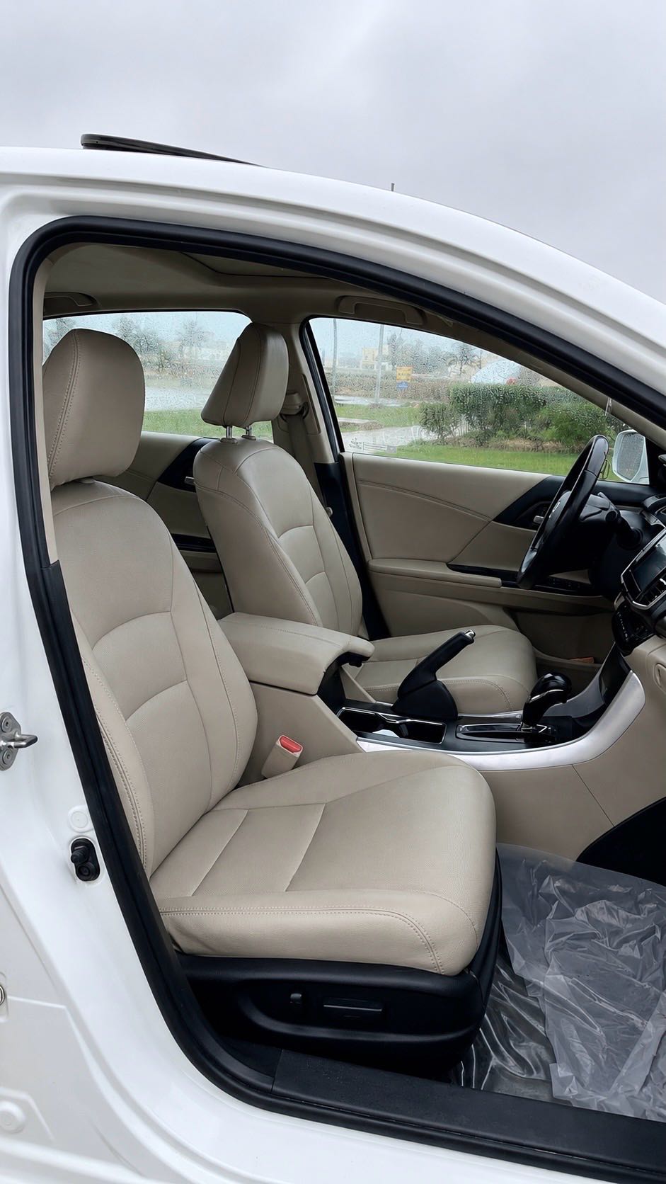 Car Image 2017 HONDA ACCORD EXL