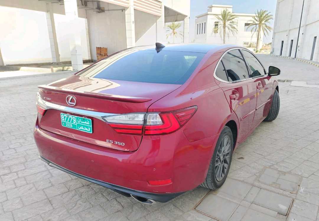 Car Image 2018 LEXUS ES 350