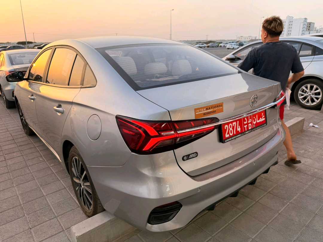 أم جي 5 2025