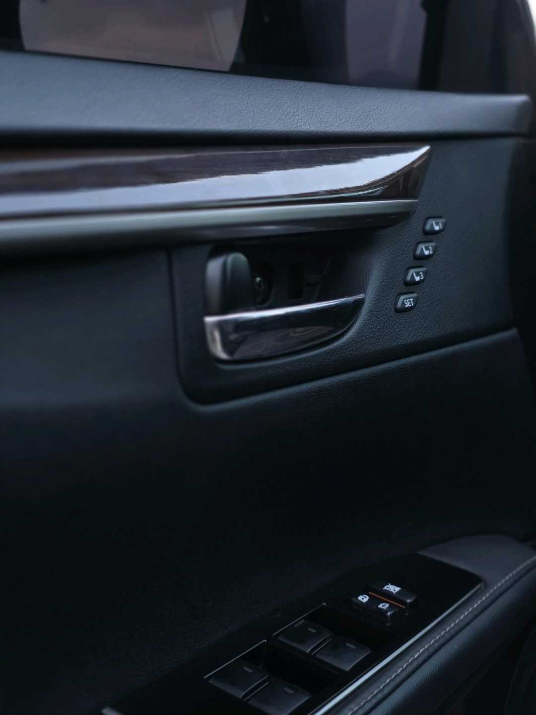 Car Image 2017 LEXUS ES 350